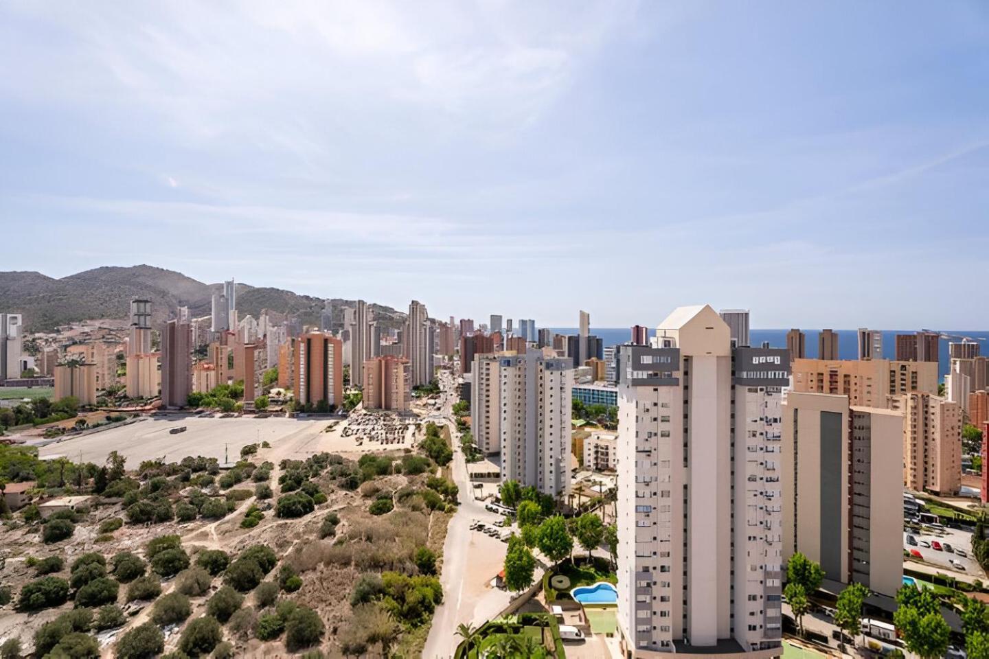 Paraiso Suites Benidorm Esterno foto